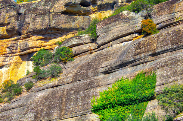 berg rots, natuur, achtergrond textuur - Foto, afbeelding