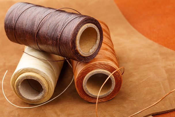 Thread for leather craft - Фото, изображение