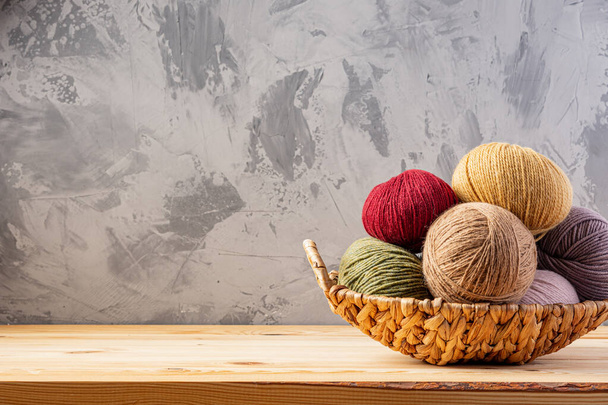 Skeins of yarn for knitting from natural wool - Foto, imagen