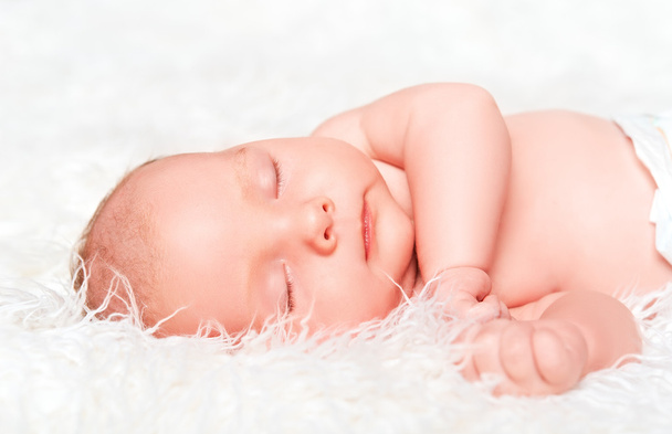 νεογέννητο μωρό κοιμάται - Φωτογραφία, εικόνα