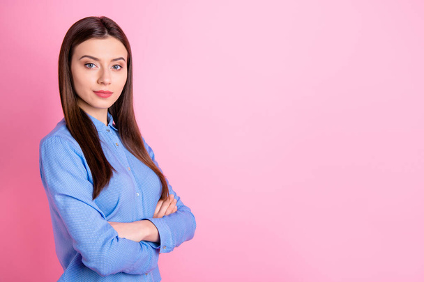 Profile photo of self-confident business lady with crossed arms waiting colleagues enter office to start seminar wear blue dotted shirt isolated pink color background - Фото, изображение