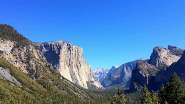 Tunnel View on Yosemite Valley in National Park, California USA  - Кадри, відео