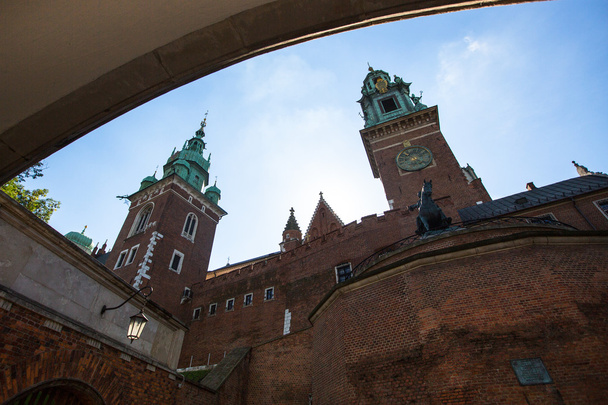 En el territorio del Palacio Real en Wawel
 - Foto, imagen