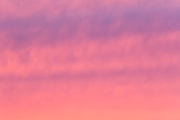 Sonnenaufgang und Sonnenuntergang als Hintergrund für weitere grafische Arbeiten. - Foto, Bild