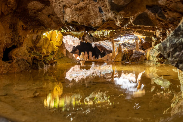 Cueva de Gough en Cheddar
 - Foto, Imagen