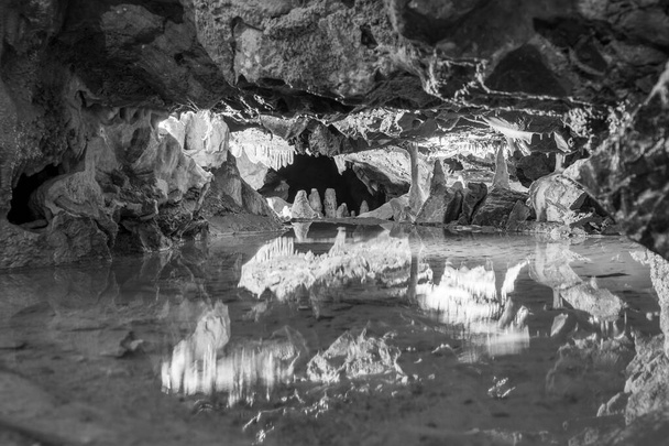 Çedar 'daki Gough Mağarası - Fotoğraf, Görsel