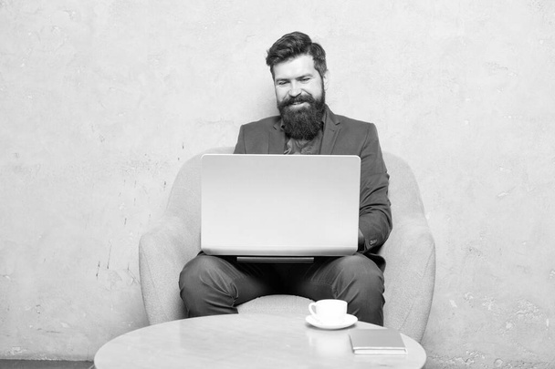 Man drink coffee in business office. Responding business email. Digital marketing. Surfing internet. Buy online. Project manager. Business correspondence. Modern businessman. Businessman work laptop - Fotoğraf, Görsel