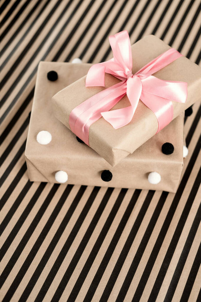 Beautifully wrapped Christmas present. Add your own text. - Photo, Image