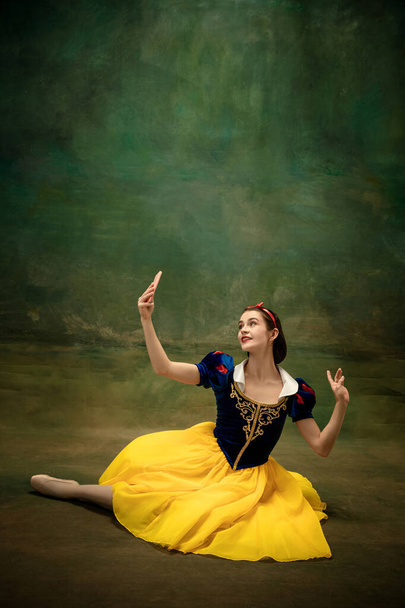 Young ballet dancer as a Snow White, modern fairytales - Foto, Imagem