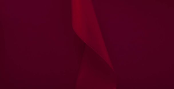 Abstraktní kudrnatá hedvábná stuha na vinném pozadí, exkluzivní luxus  - Fotografie, Obrázek