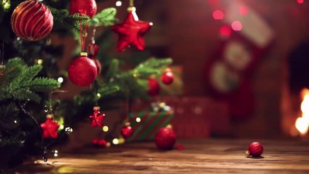 χριστουγεννιάτικο δέντρο με διακοσμήσεις - Πλάνα, βίντεο