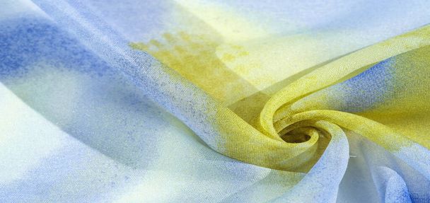 шелковая ткань бледно-голубой, желтый и белый, абстрактный узор и
 - Фото, изображение