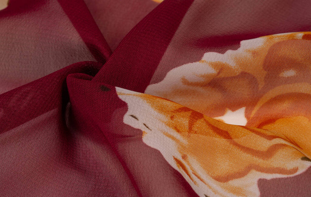Textúra, háttér, bordó selyem szövet rózsaszín virágos pri - Fotó, kép