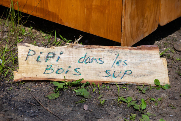 french sign pee in the woods please - Photo, Image