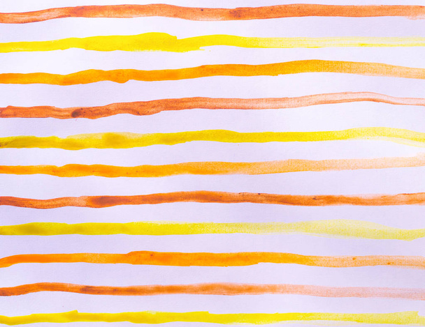 Salpicaduras multicolores de acuarelas sobre papel blanco. Fondo de verano abstracto - Foto, Imagen