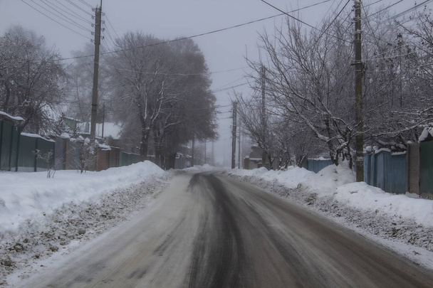 Zimowa droga do mgły - Zdjęcie, obraz