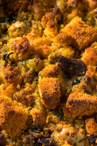 Homemade Thanksgiving Oyster Cornbread Stuffing - Foto, afbeelding