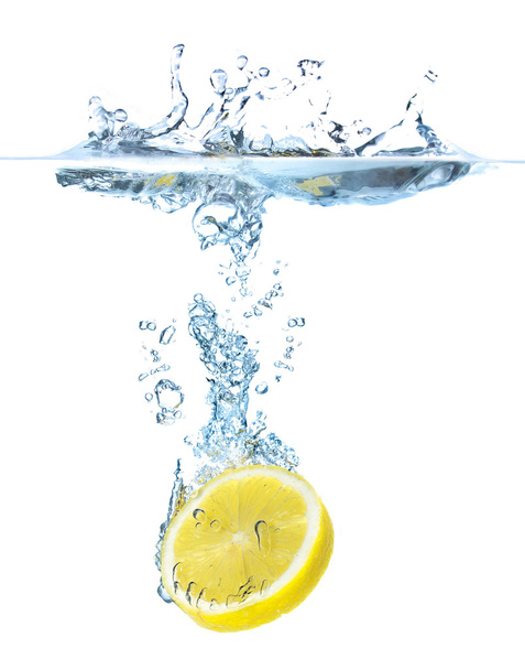 citron a voda stříkající. - Fotografie, Obrázek