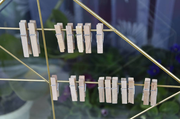 wood clothesline clothespins pin equipment office pegs clip - 写真・画像