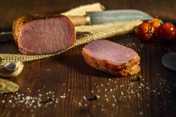 fresh ham on a wooden table33 - Foto, afbeelding