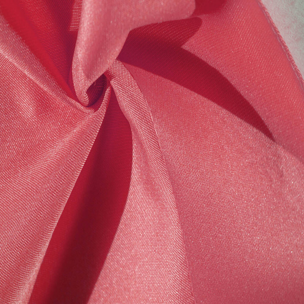 Шелковая ткань, рубиново-красная. Фотография предназначена для, интерьера, imit
 - Фото, изображение