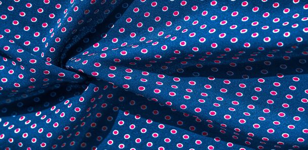 Tekstura tła, wzór, niebieska tkanina jedwabna z czerwoną polka dot - Zdjęcie, obraz