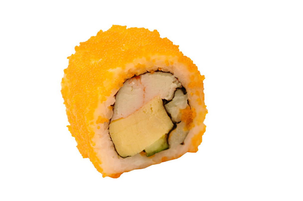 Kalifornien Roll Topping Shrimp Ei Sushi japanisches Essen auf weißem Hintergrund - Foto, Bild