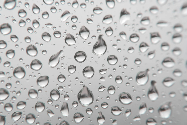 gocce di pioggia sulla finestra - Foto, immagini