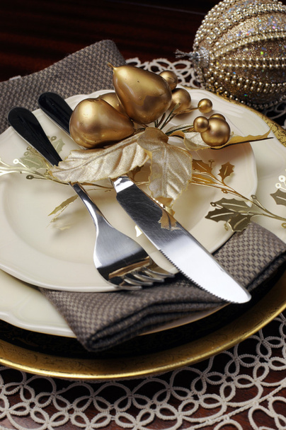 altın metalik Tema Noel resmi yemek masası yer ayarı - Fotoğraf, Görsel