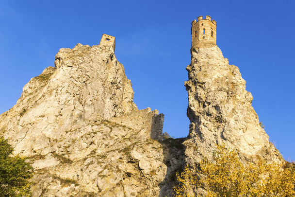 Ruiny zamku Devin, Bratysława, Słowacja - Zdjęcie, obraz