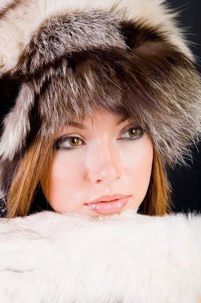 Girl in fur-cap - Foto, immagini