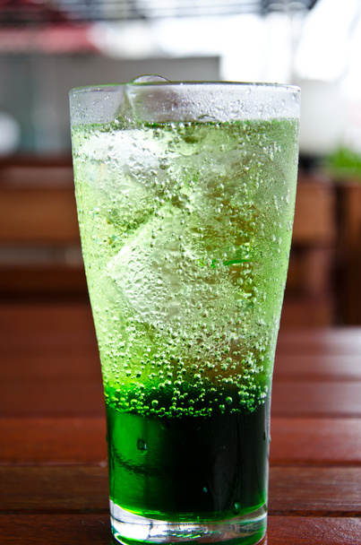 mieszanka syrop soda zielony - Zdjęcie, obraz