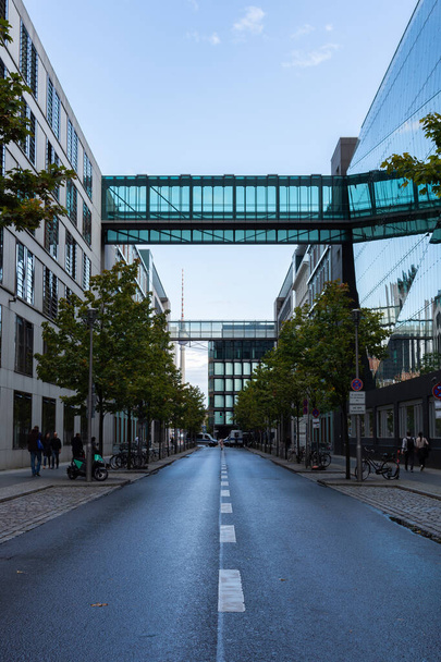 Street Dorotheenstrasse v Berlíně - Fotografie, Obrázek