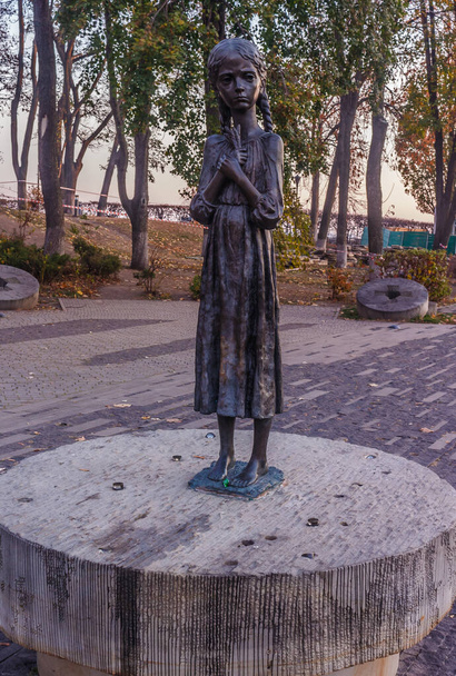 Museo Nacional Memorial a las víctimas del Holodomor - Museo Nacional de Ucrania y un centro de clase mundial dedicado a las víctimas del Holodomor de 1932-1933
. - Foto, imagen