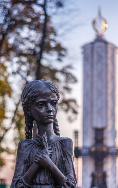 Kansallismuseo muistomerkki holodomorin uhreille Ukrainan kansallismuseo ja maailmanluokan keskus omistettu holodomorin uhreille 1932-1933
. - Valokuva, kuva