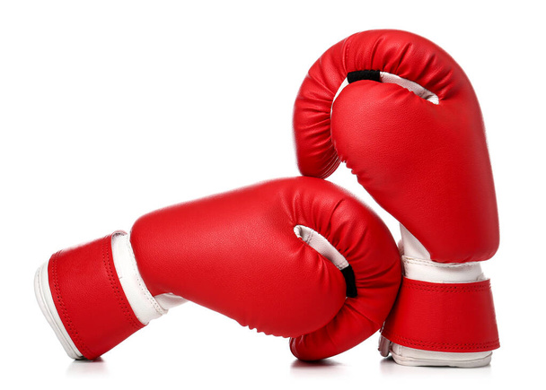 Paar Boxhandschuhe auf weißem Hintergrund - Foto, Bild