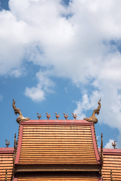 vrchol thajského chrámu - Fotografie, Obrázek