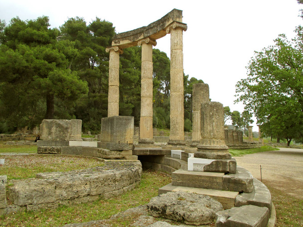 Filippiinien muinainen kreikkalainen turvapaikka pystytetty kuningas Filip II Makedonian, arkeologinen alue Olympia, Kreikka
 - Valokuva, kuva