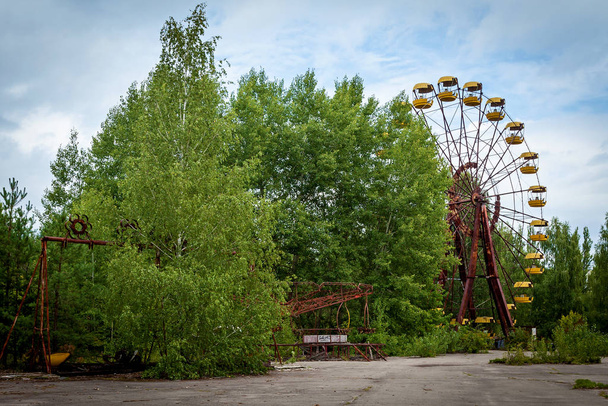 Chernobyl amusement park - Фото, изображение