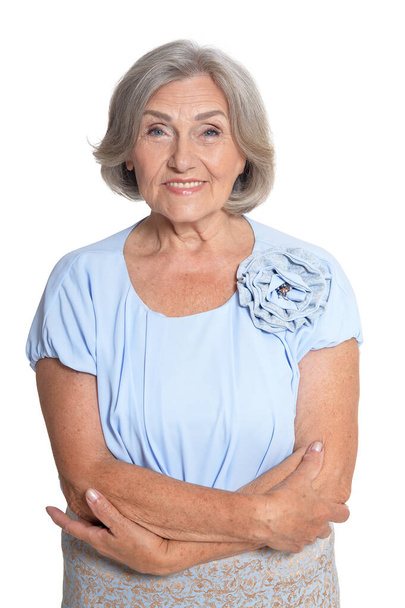 Όμορφη ηλικιωμένη γυναίκα απομονωμένη σε λευκό φόντο  - Φωτογραφία, εικόνα