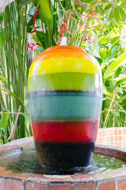 Vasetto colorato fontane
 - Foto, immagini