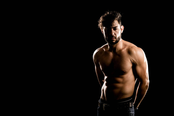 Bodybuilder Pózování, Sportovní Guy Muž Moc, Fitness svalnatý muž,  - Fotografie, Obrázek