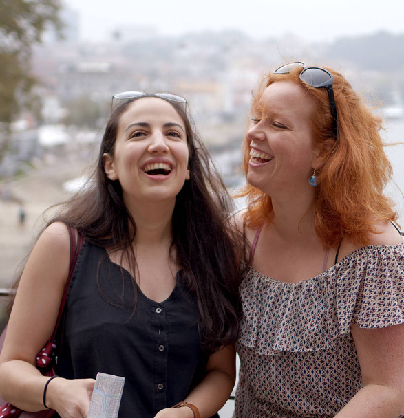 Two women on a sightseeing trip to Porto in Portugal - Fotoğraf, Görsel