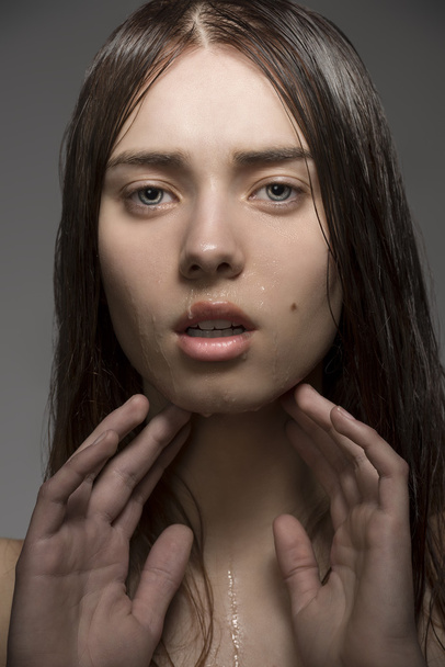clean woman with wet skin - Fotó, kép