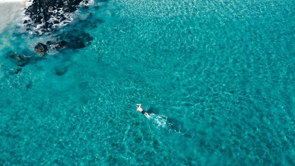 изумительный вид на море с воздуха
 - Фото, изображение