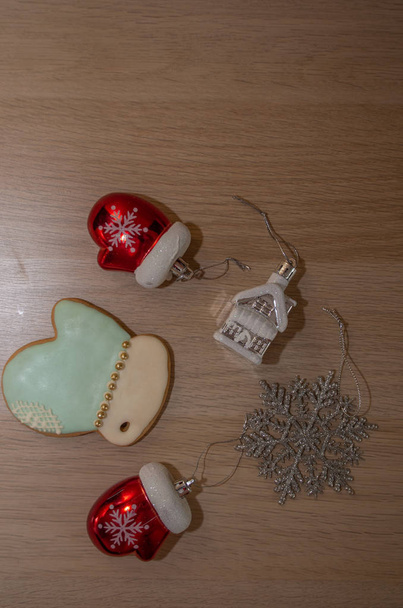 Natal ainda vida e decorações
 - Foto, Imagem