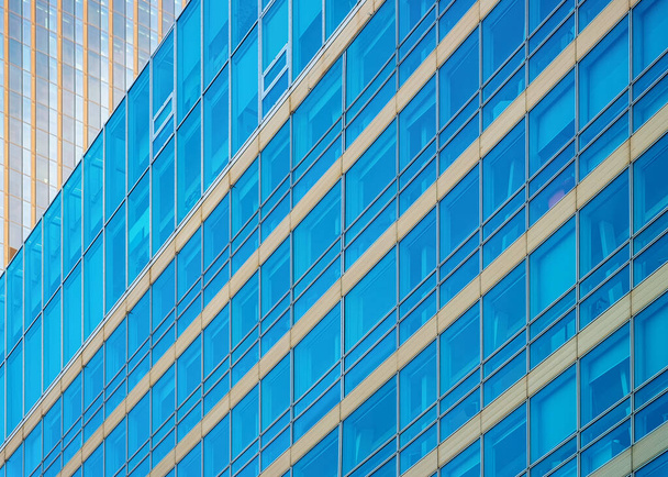 gläserne Bürogebäude-Architektur in moderner Stadt in Wien in Österreich - Foto, Bild