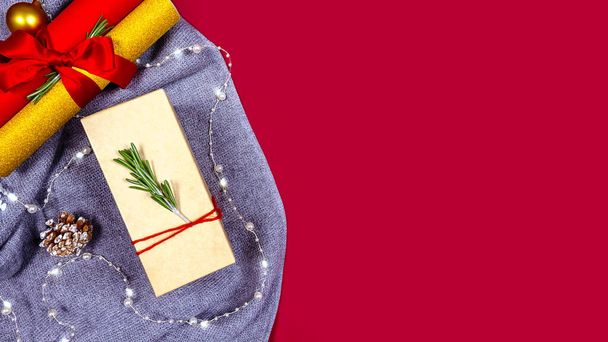 Christmas banner with craft wrapping gift box. - Φωτογραφία, εικόνα