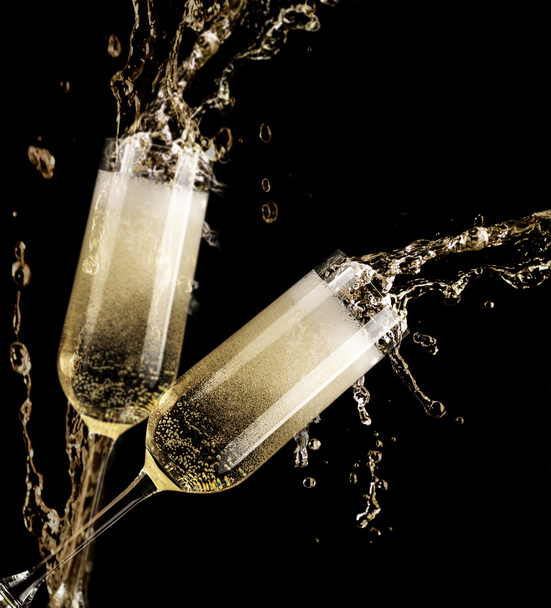 スプラッシュとシャンパン グラス - 写真・画像