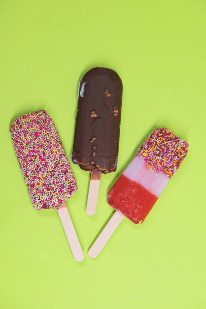 Set of ice cream on stick - Foto, imagen